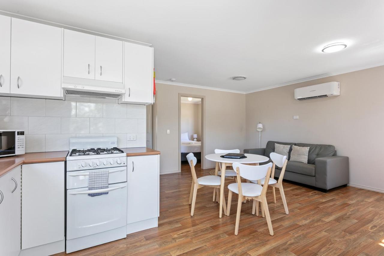 Big4 Moama Holiday Park Экстерьер фото